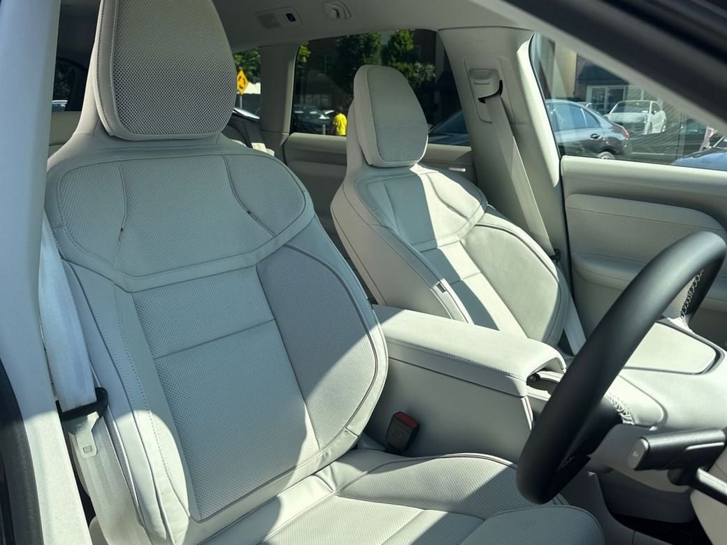 2026 Volvo EX60