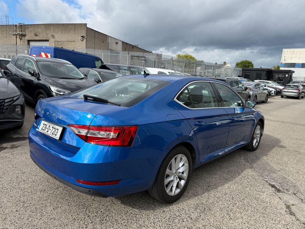 2023 Skoda Superb