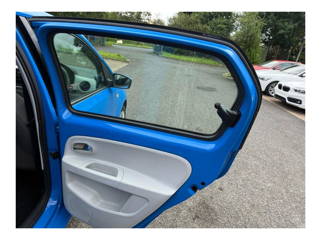2014 Volkswagen up!