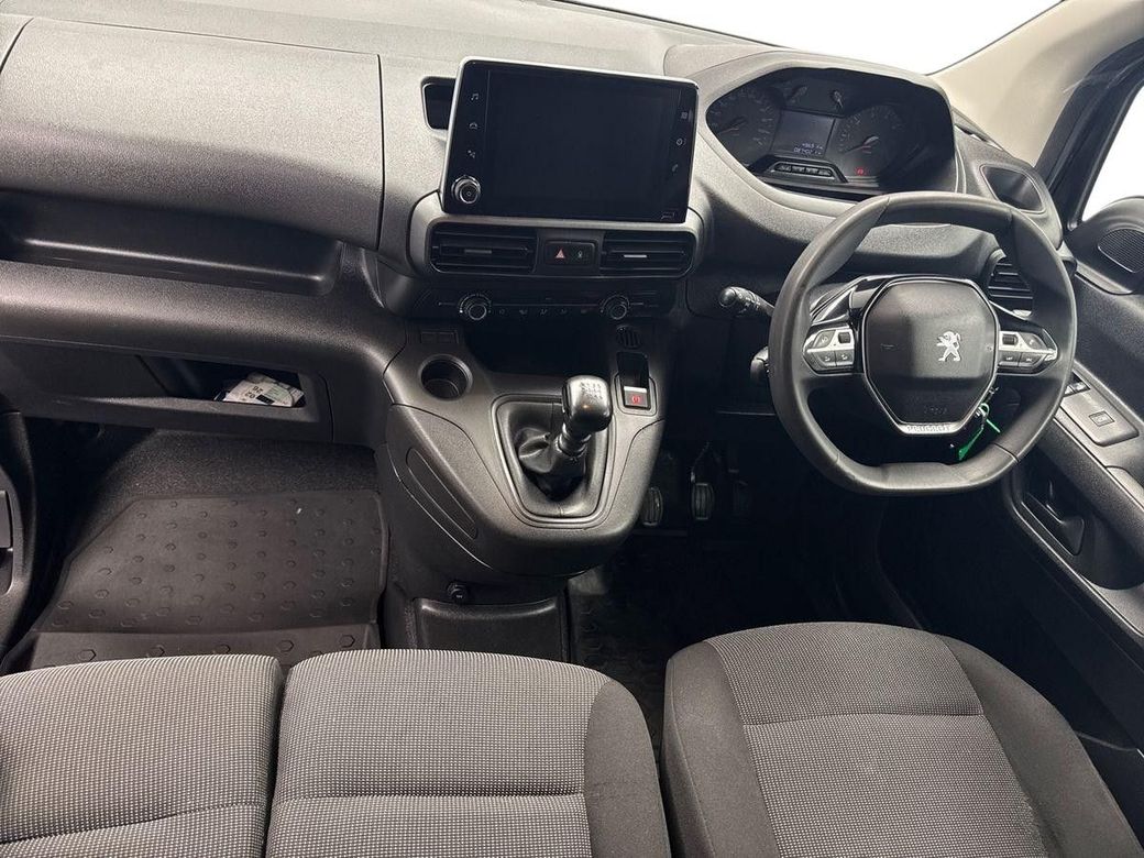 2024 Peugeot Partner