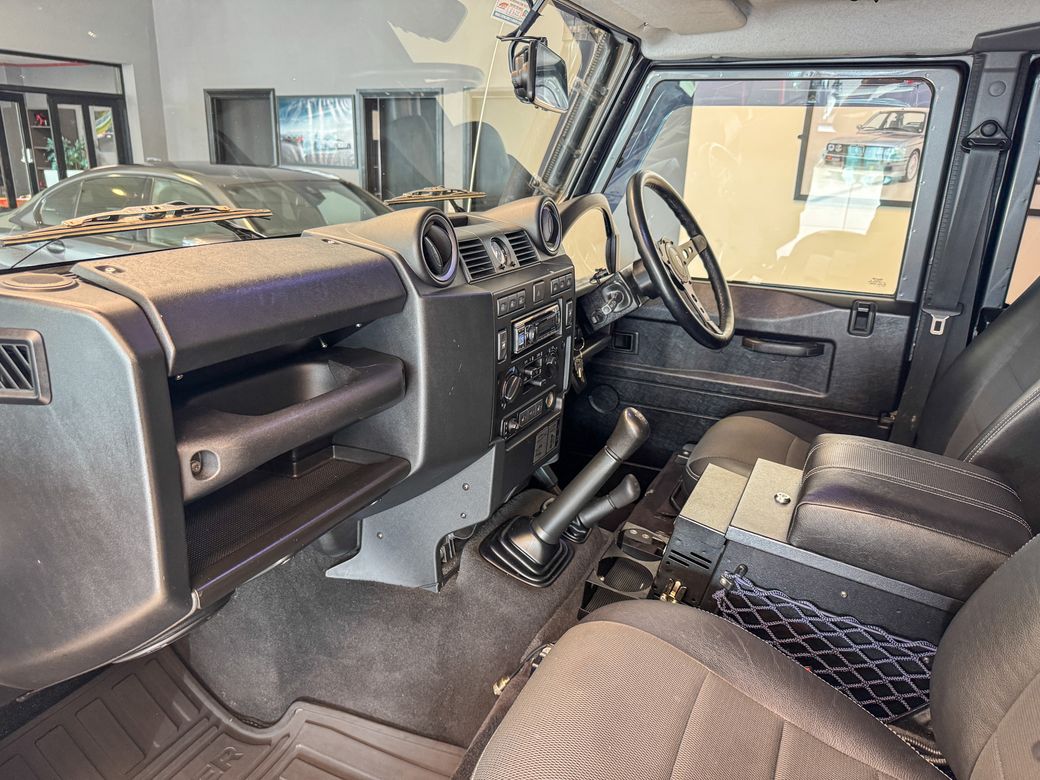 2014 Land Rover Defender 110