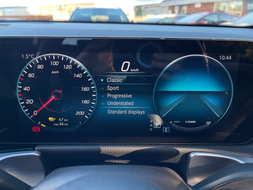 2022 Mercedes-Benz EQB