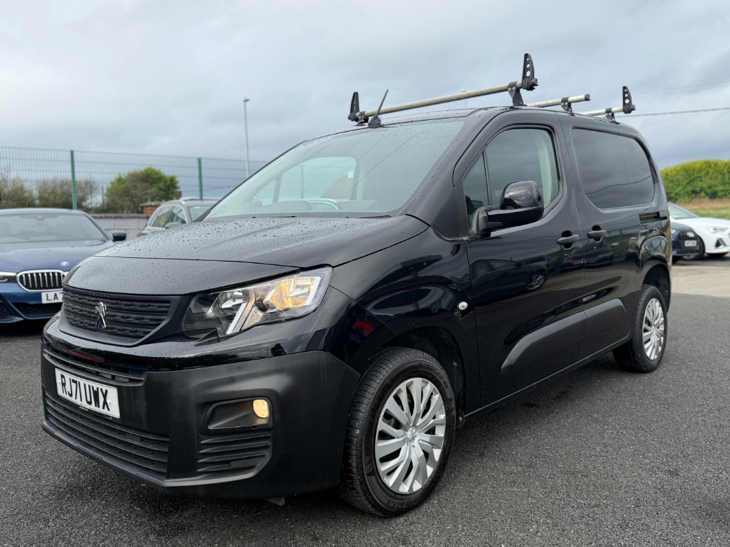 2022 Peugeot Partner