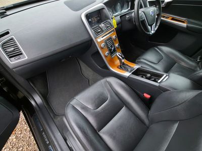 2017 Volvo XC60