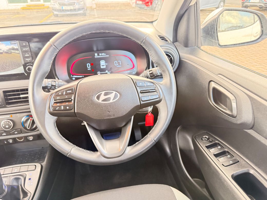 2025 Hyundai i10