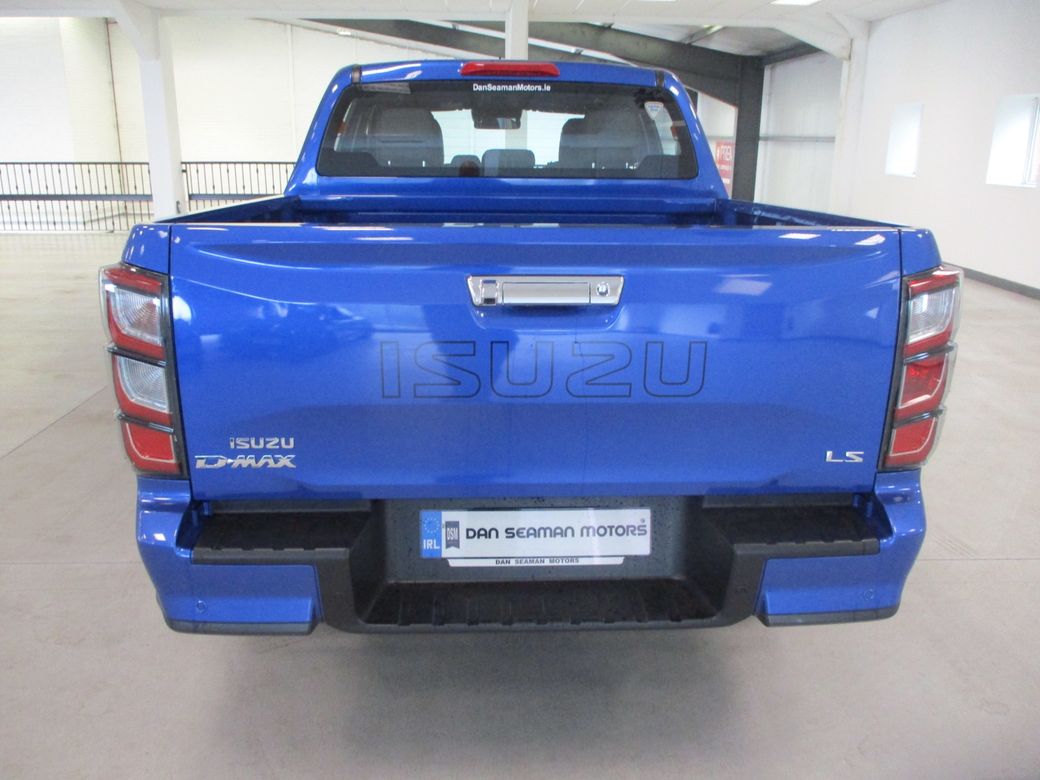 2025 Isuzu D-MAX