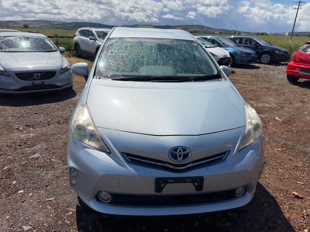 2013 Toyota Prius Alpha
