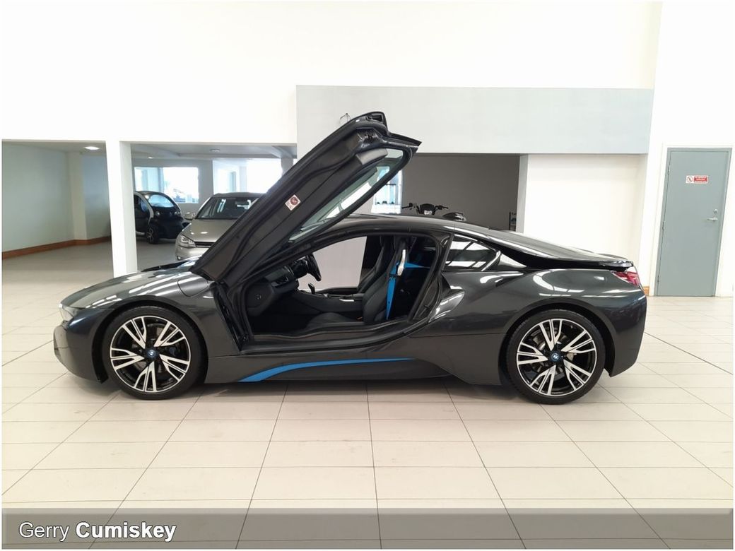 2016 BMW i8