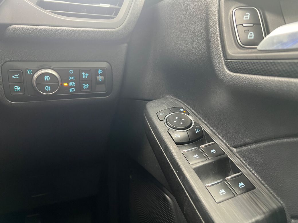 2022 Ford Kuga