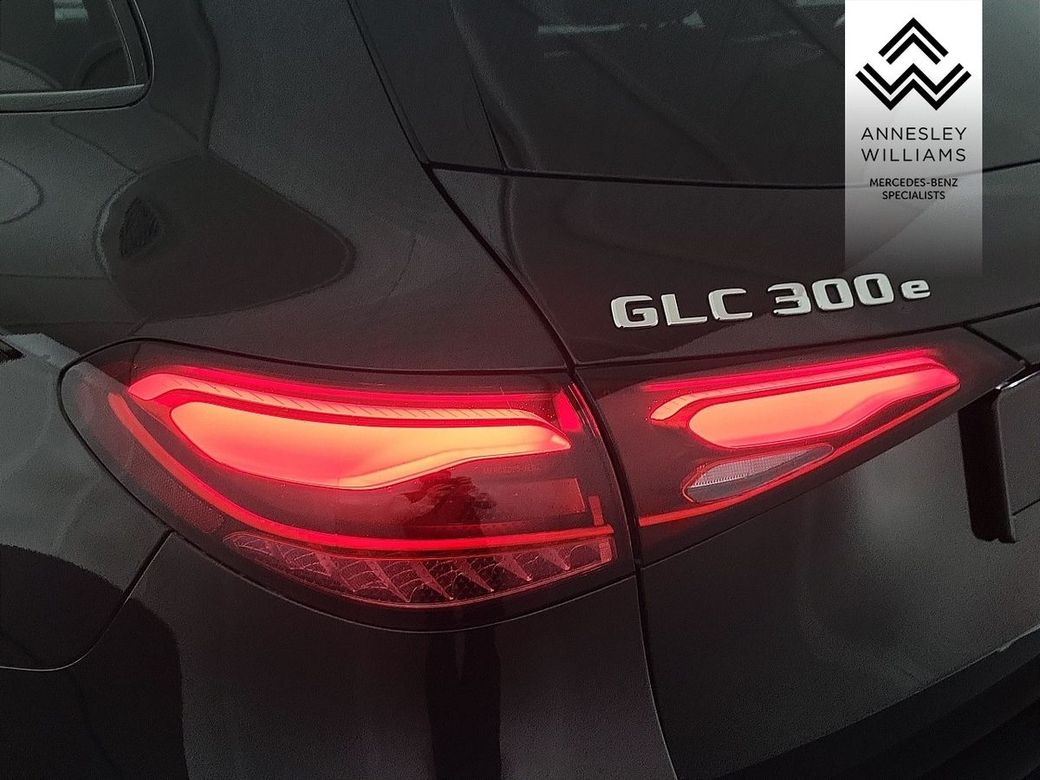 2025 Mercedes-Benz GLC Class