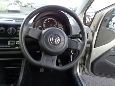 2015 Volkswagen up!