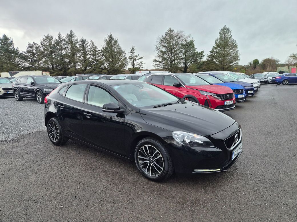 2016 Volvo V40