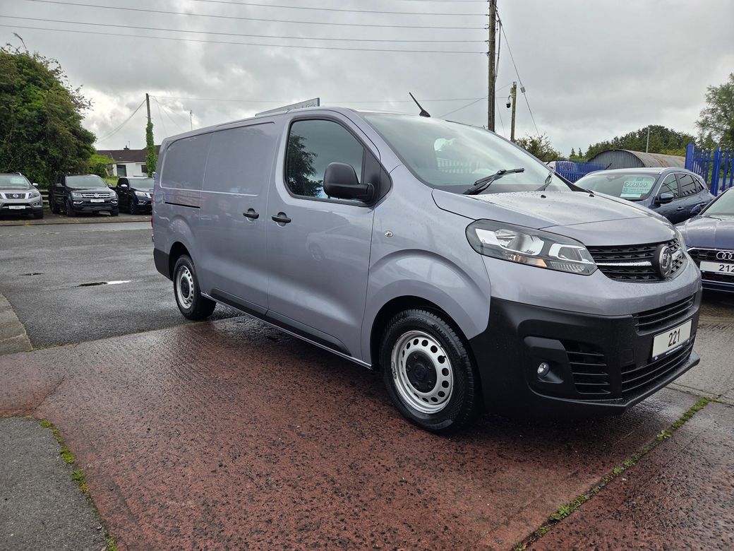2022 Vauxhall Vivaro