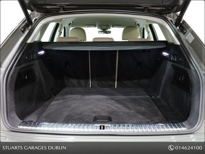 2023 Audi Q8 e-tron