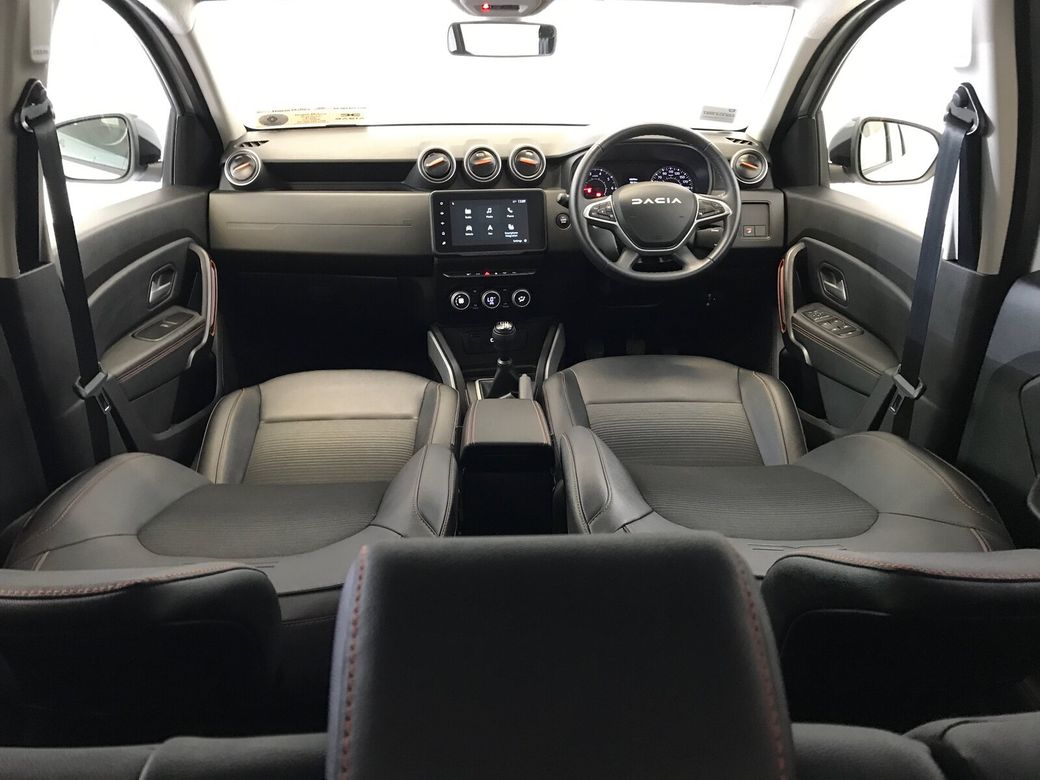 2023 Dacia Duster