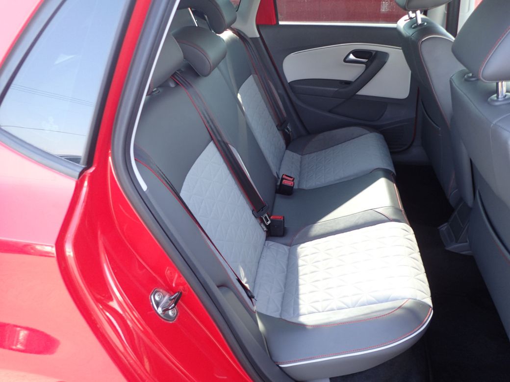 2016 Volkswagen Polo