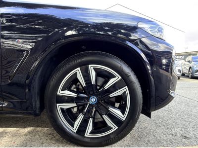 2025 BMW iX3