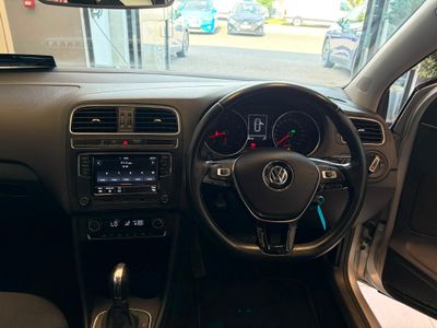 2015 Volkswagen Polo
