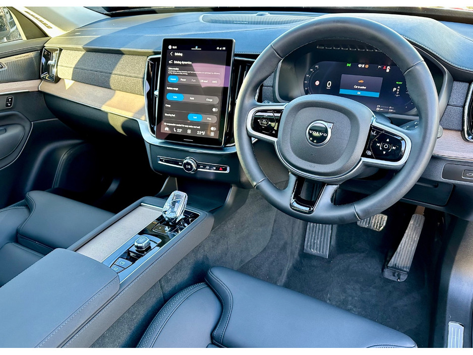 2025 Volvo XC90