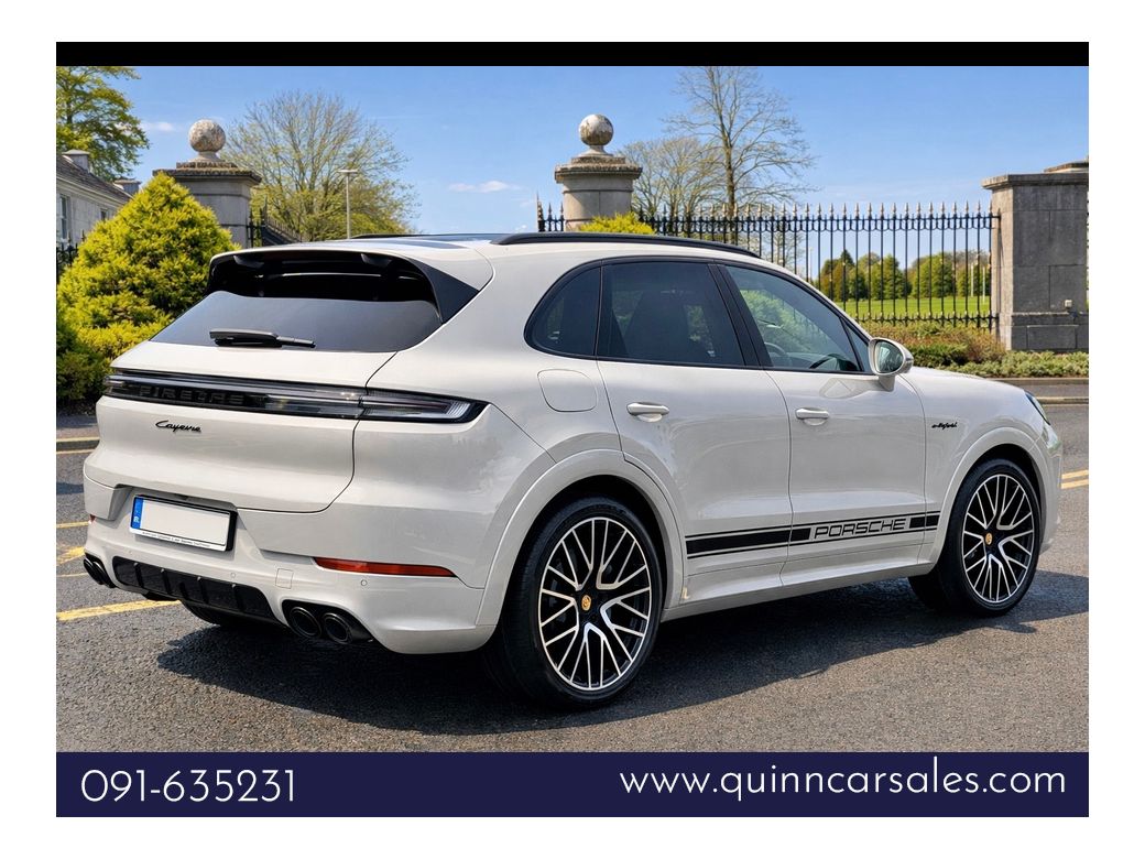 2024 Porsche Cayenne