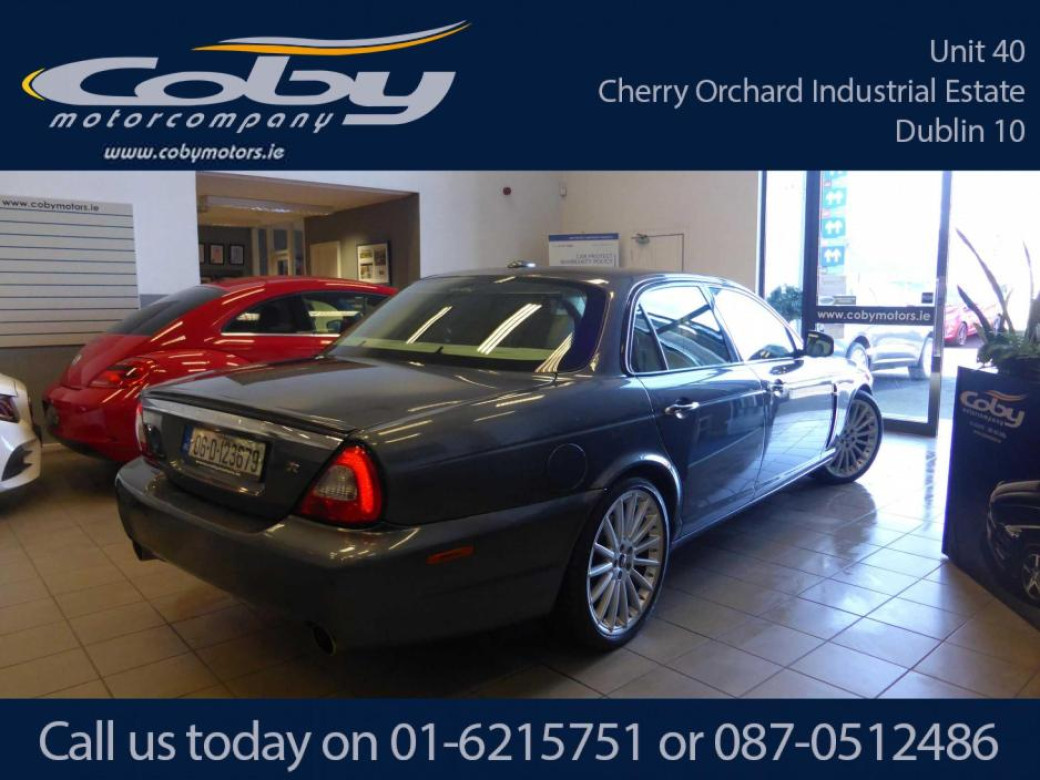 2006 Jaguar XJR