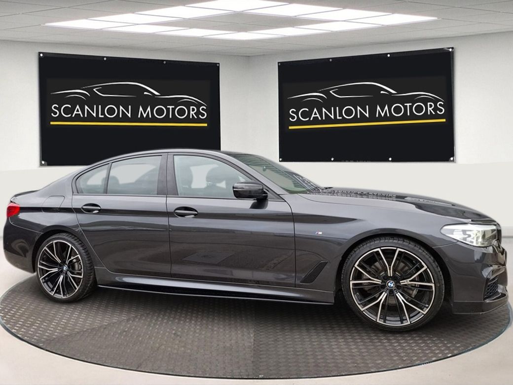 2020 BMW 520