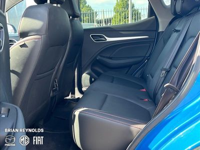 2023 MG ZS