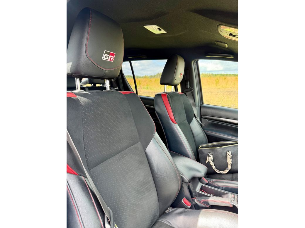 2023 Toyota Hilux
