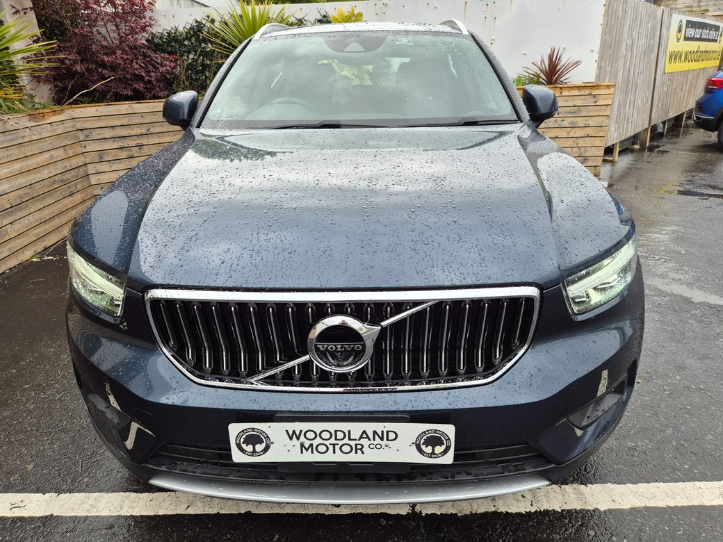2022 Volvo XC40