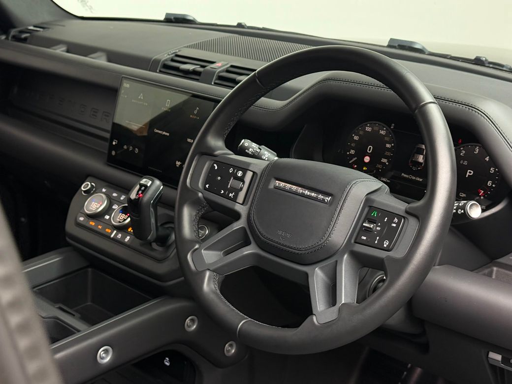 2025 Land Rover Defender