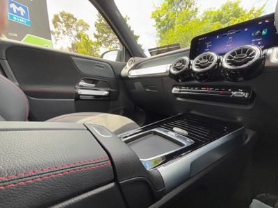 2025 Mercedes-Benz EQB