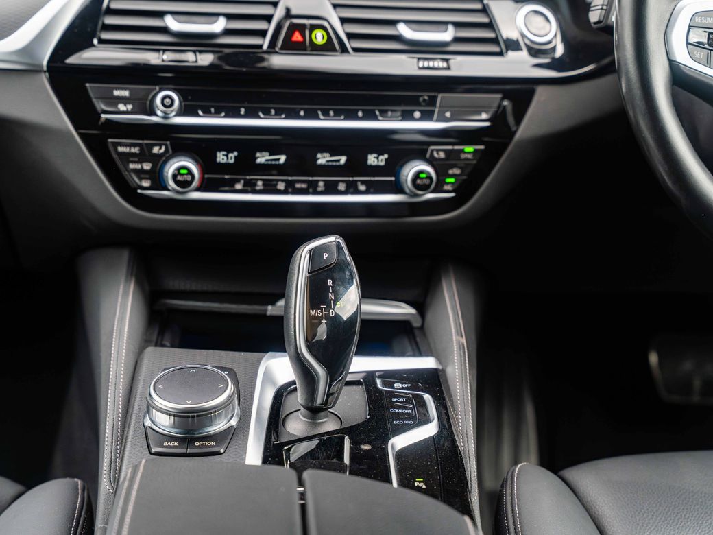 2022 BMW 5 Series