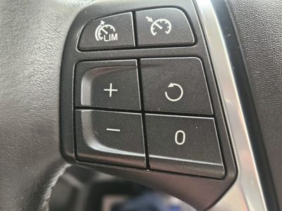 2016 Volvo V40