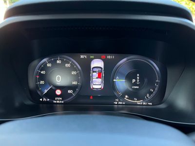 2023 Volvo XC40
