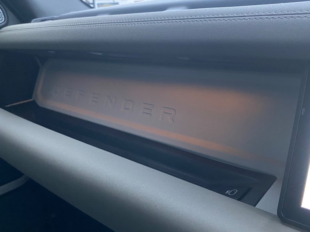 2023 Land Rover Defender