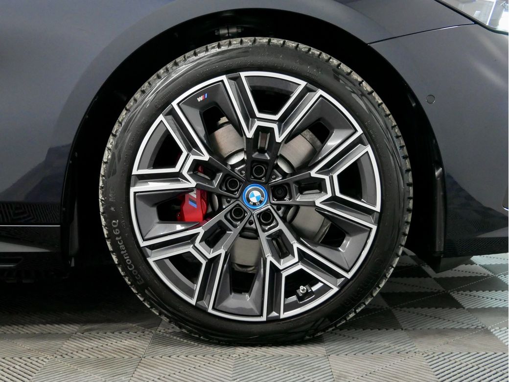 2025 BMW 5 Series