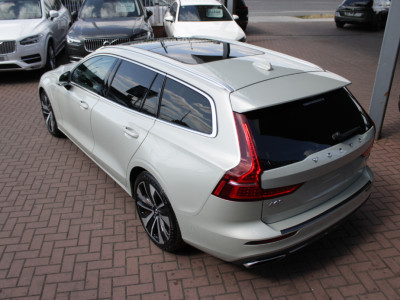 2020 Volvo V60