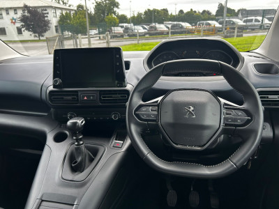 2023 Peugeot Rifter