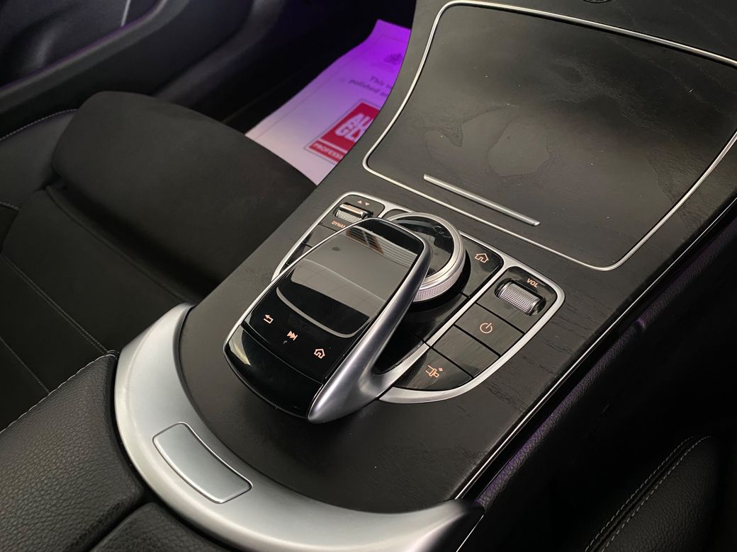 2021 Mercedes-Benz C 220