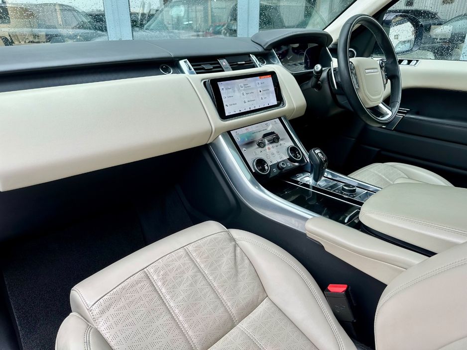 2020 Land Rover Range Rover Sport