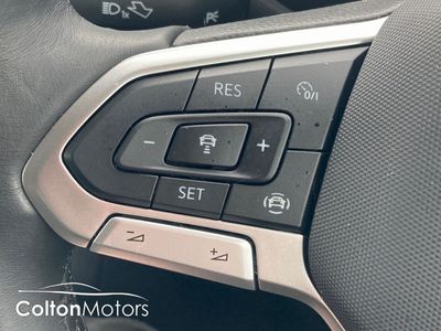 2025 Volkswagen T-Roc