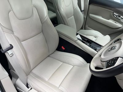 2023 Volvo XC90