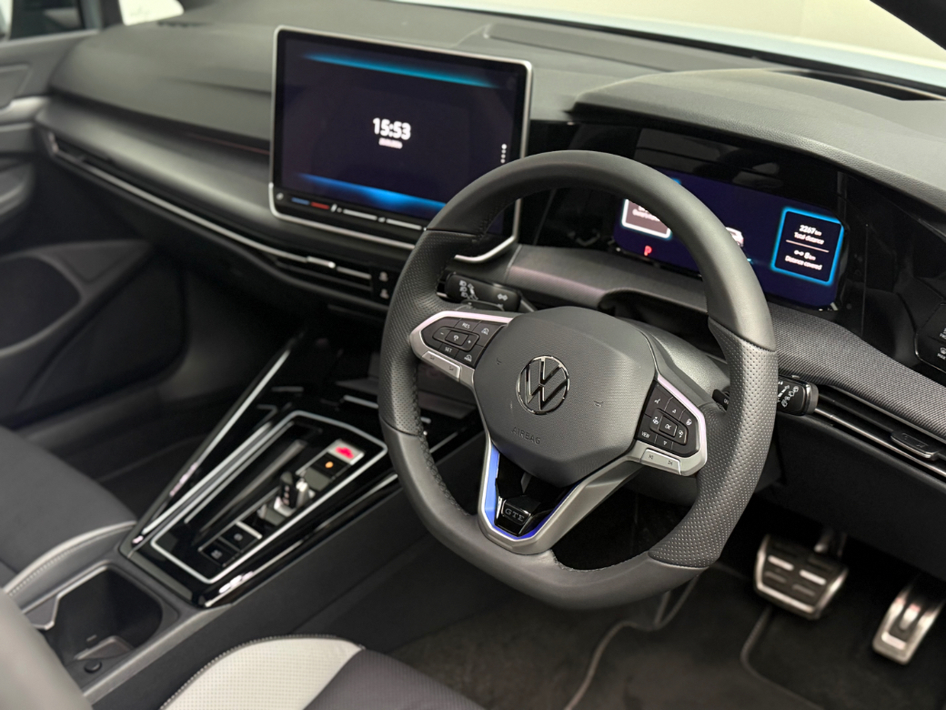 2025 Volkswagen Golf