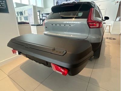 2025 Volvo Ex40