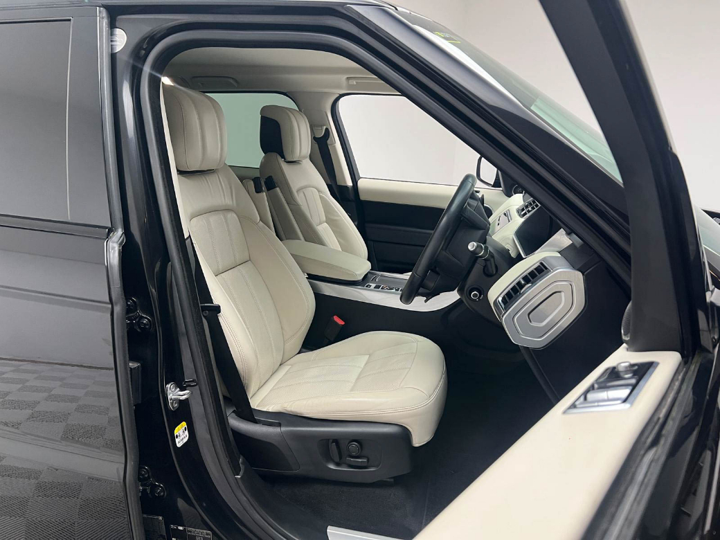 2021 Land Rover Range Rover Sport