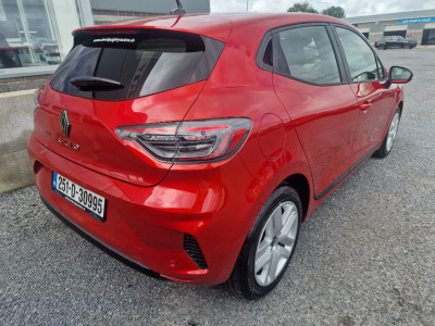 2025 Renault Clio