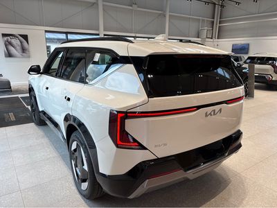 2026 Kia EV5