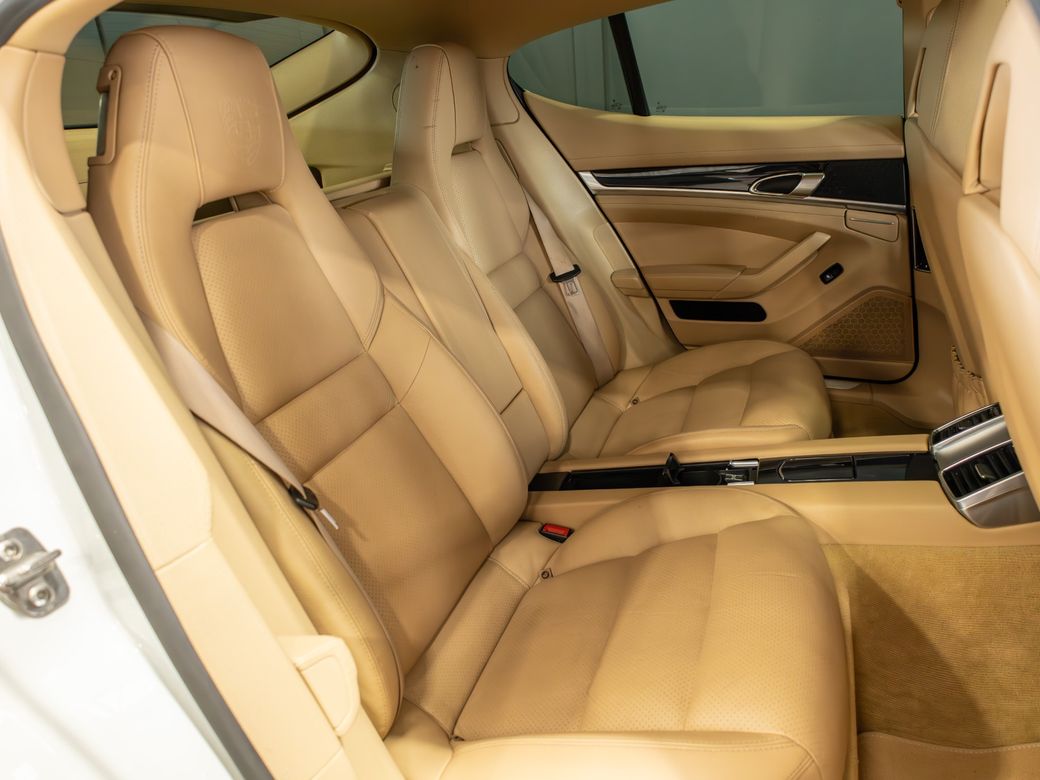 2014 Porsche Panamera