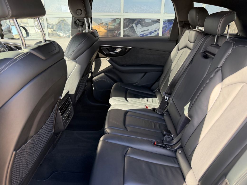 2021 Audi Q7