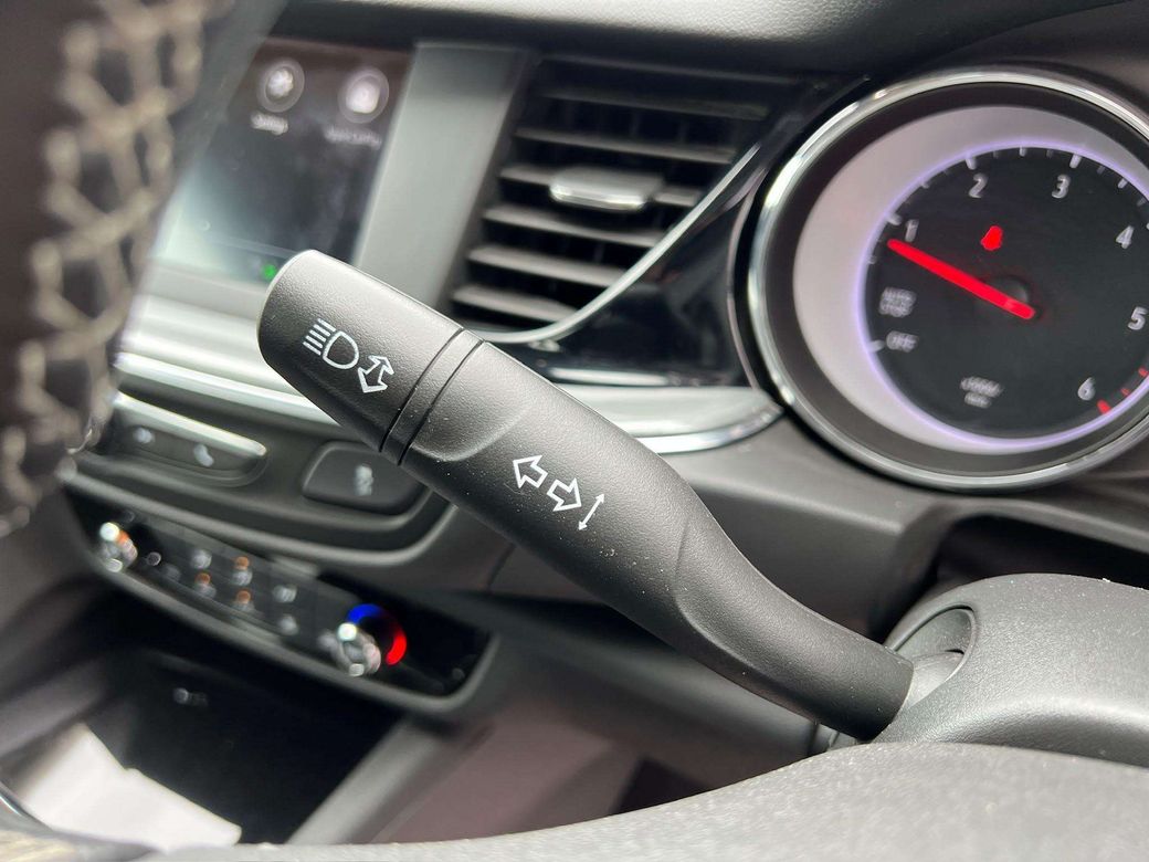 2021 Opel Insignia
